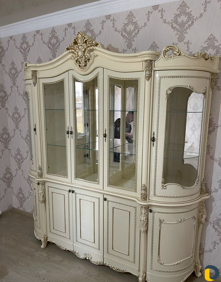 Сборщик мебели