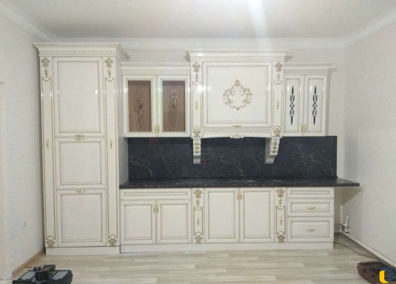 Сборщик мебели