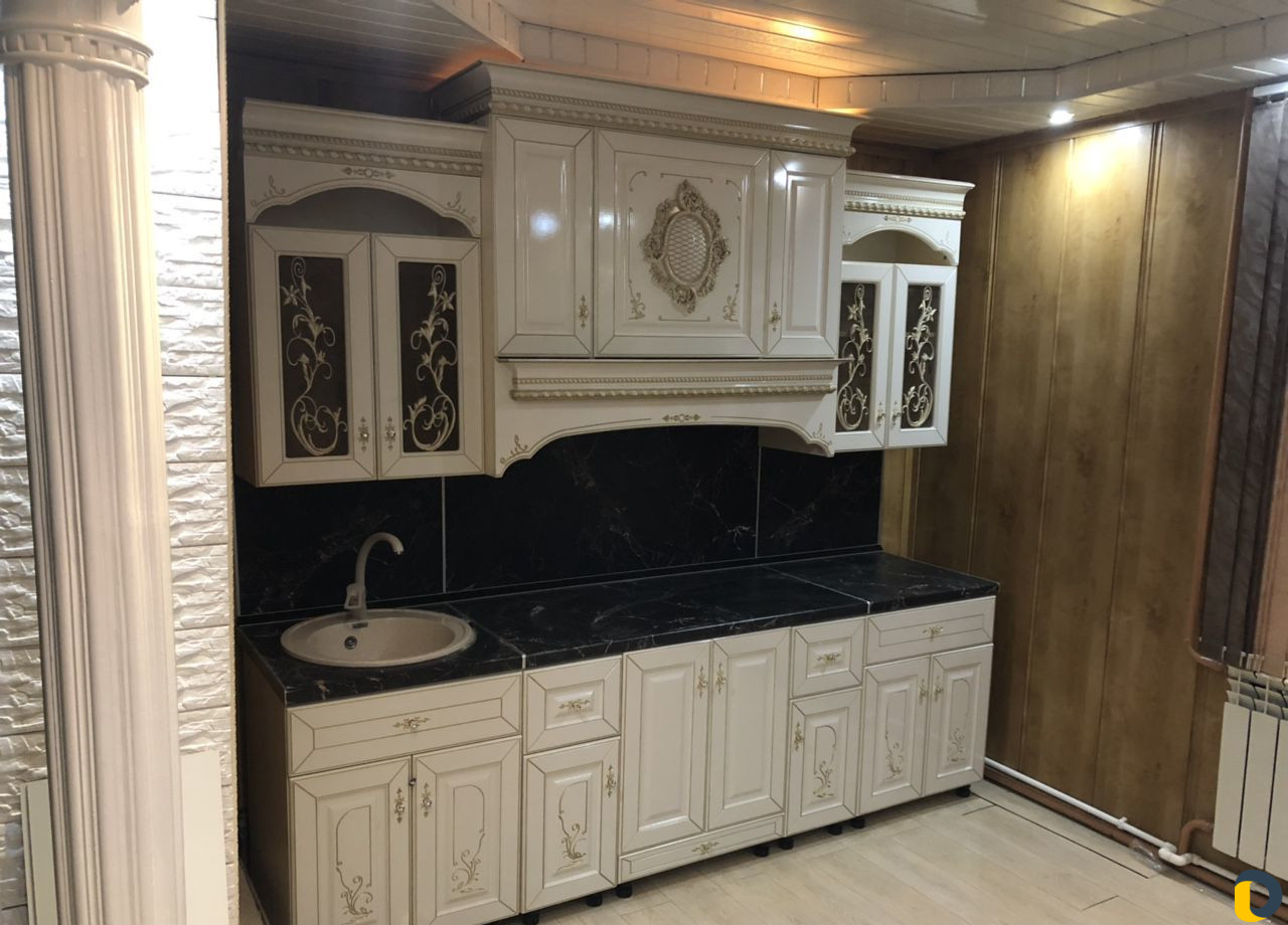 Сборщик мебели