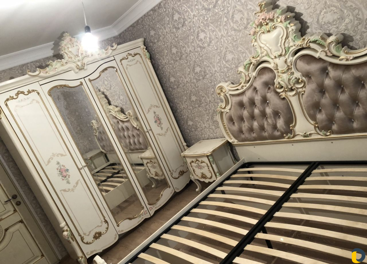 Сборщик мебели