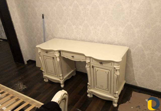 Сборщик мебели