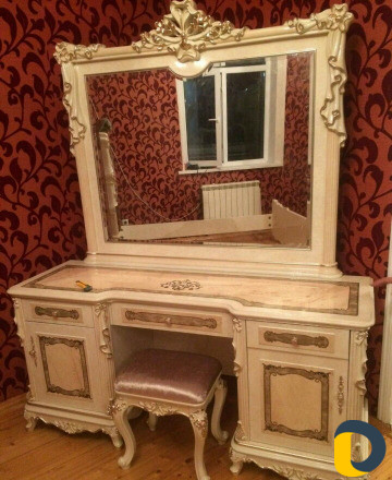 Сборщик мебели