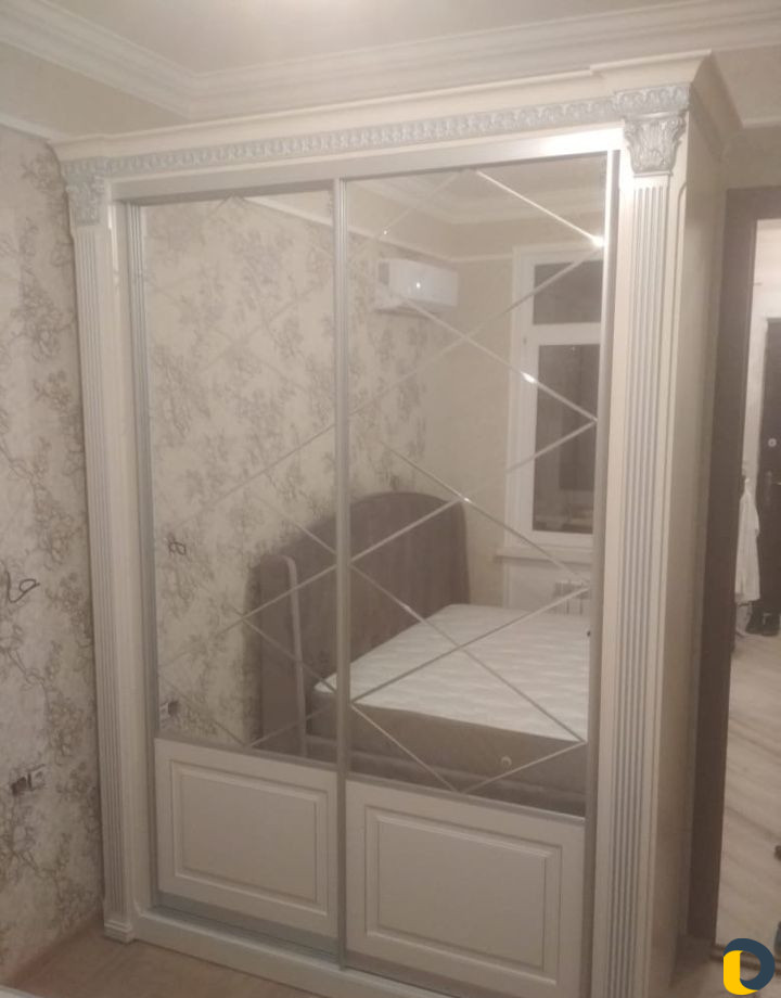 Сборщик мебели