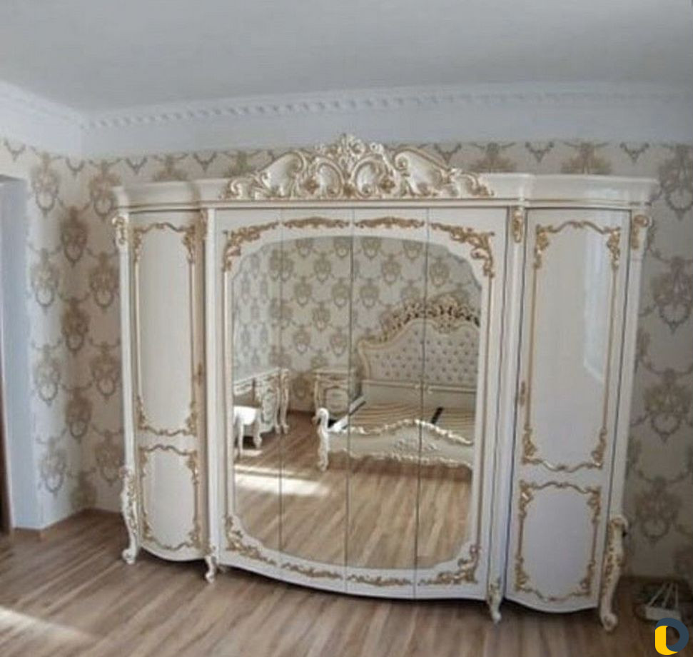 Сборщик мебели