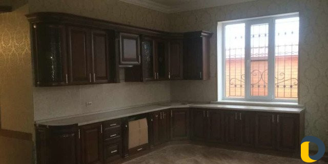Сборщик мебели