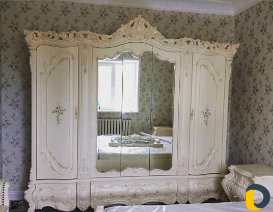 Сборщик мебели