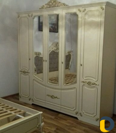 Сборщик мебели