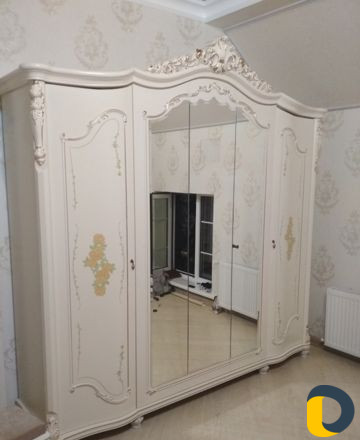 Сборщик мебели