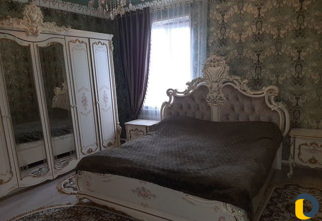 Сборщик мебели