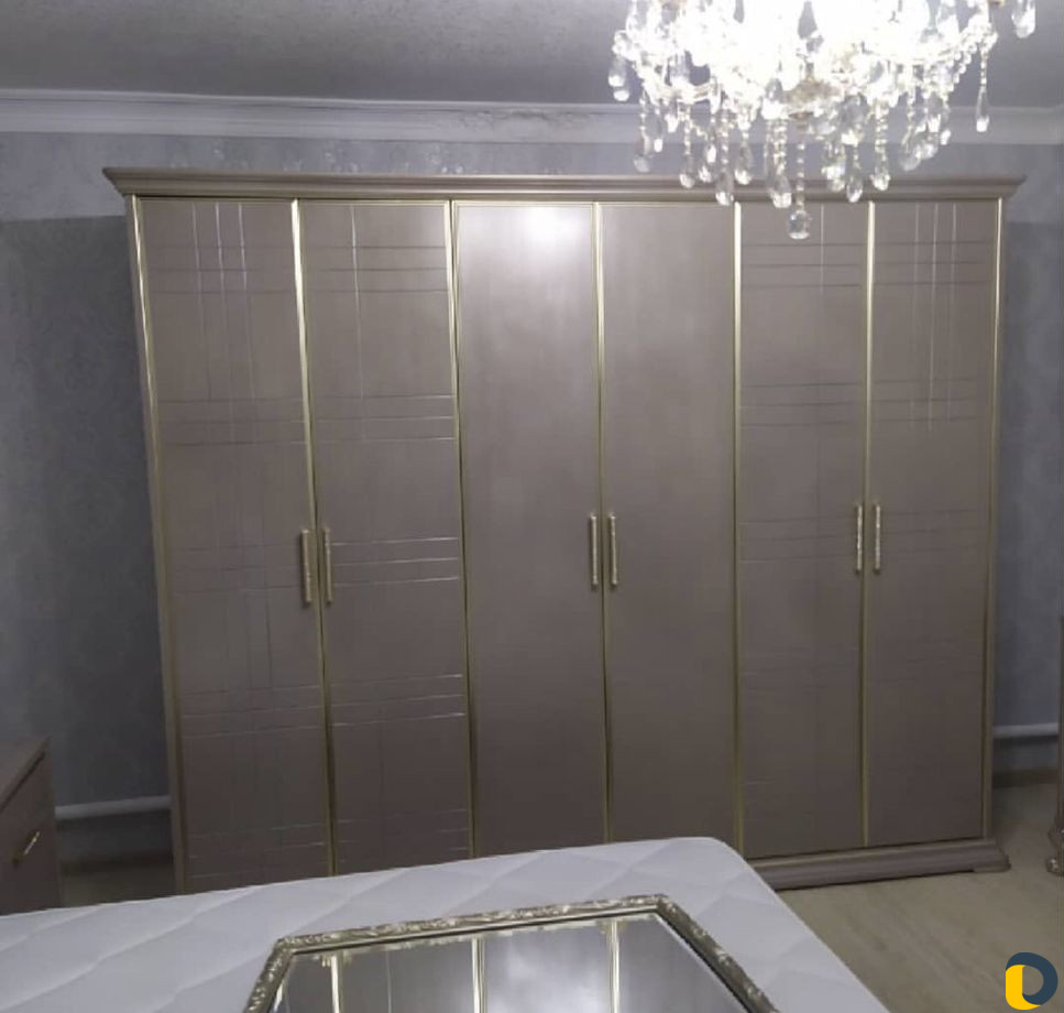 Сборщик мебели