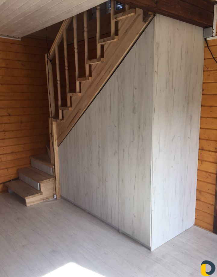 Сборщик мебели