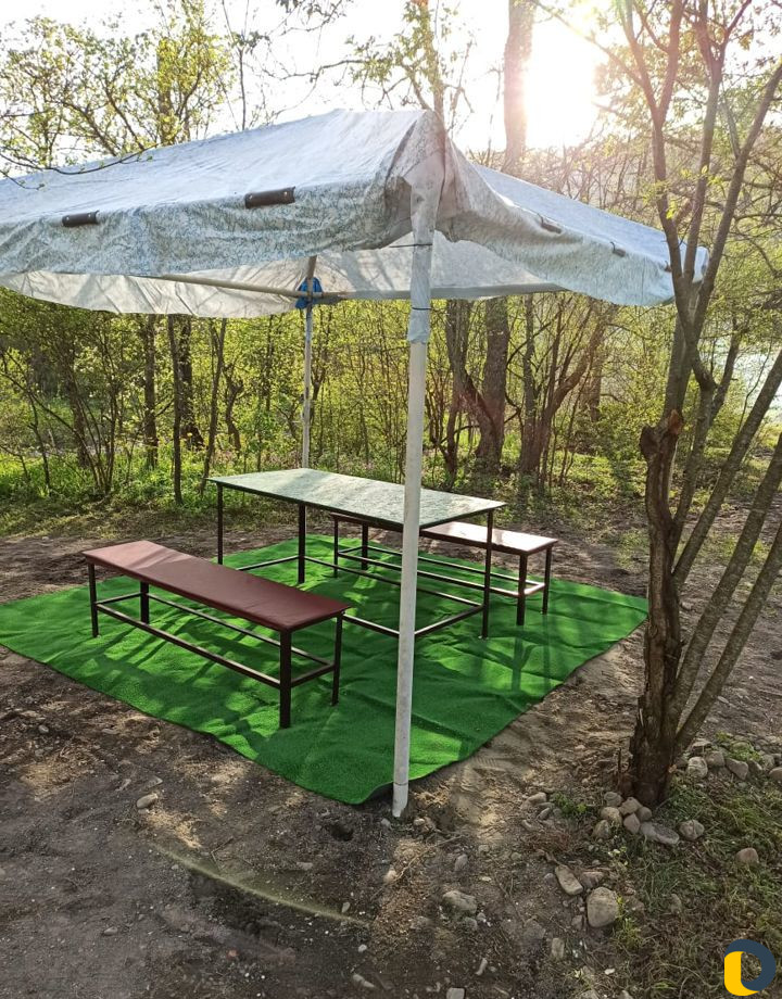 Сдаем беседки в лесу у реки