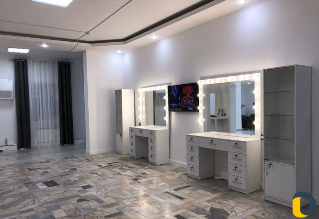 Сдаются места для визажистов