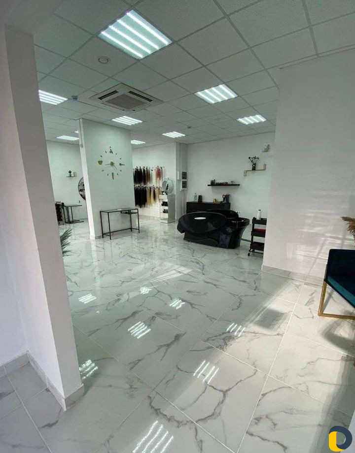 Сдаются места в аренду в новой студии