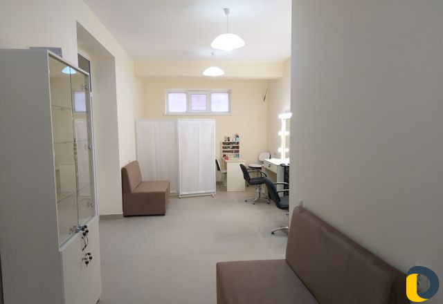 Сдаются рабочие места в салоне красоты арете
