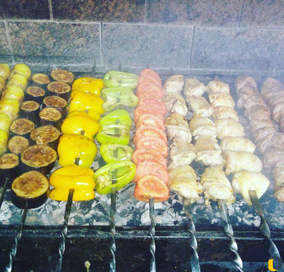 Шашлычник повар
