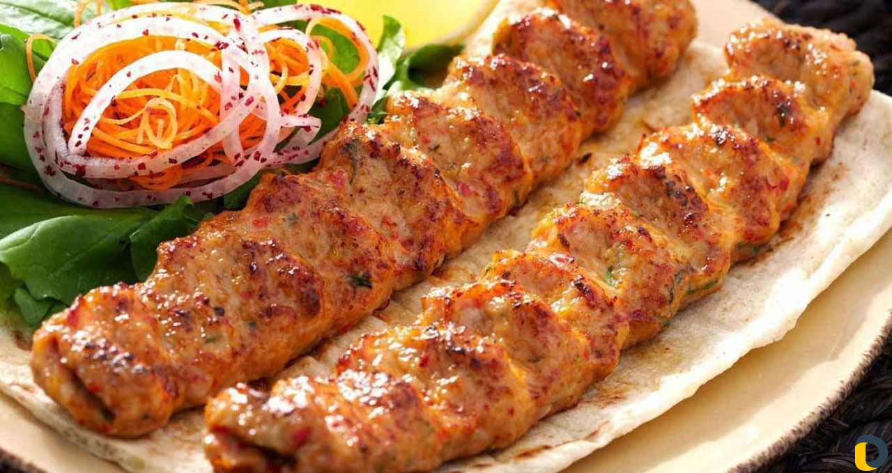 Шашлычник повар