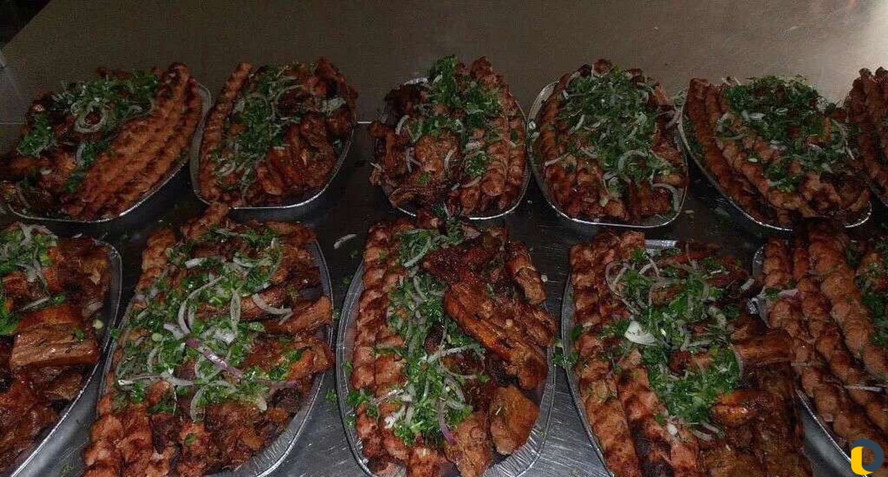 Шашлычник повар