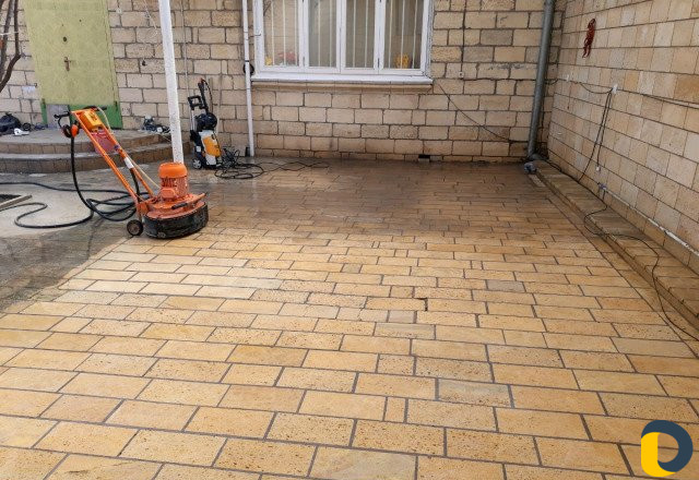 Шлифовка каменных дворов и пескоструйная чистка