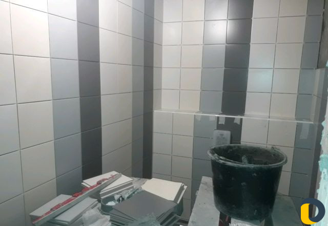 Шпатлевка, кафель, обои