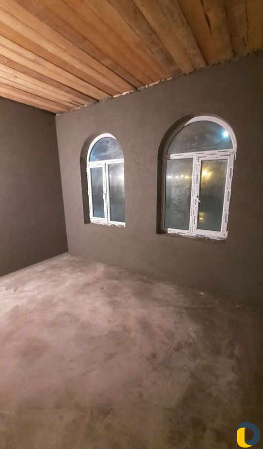 Штукатурка/Шпаклевка,краска/Обои.Карнизы