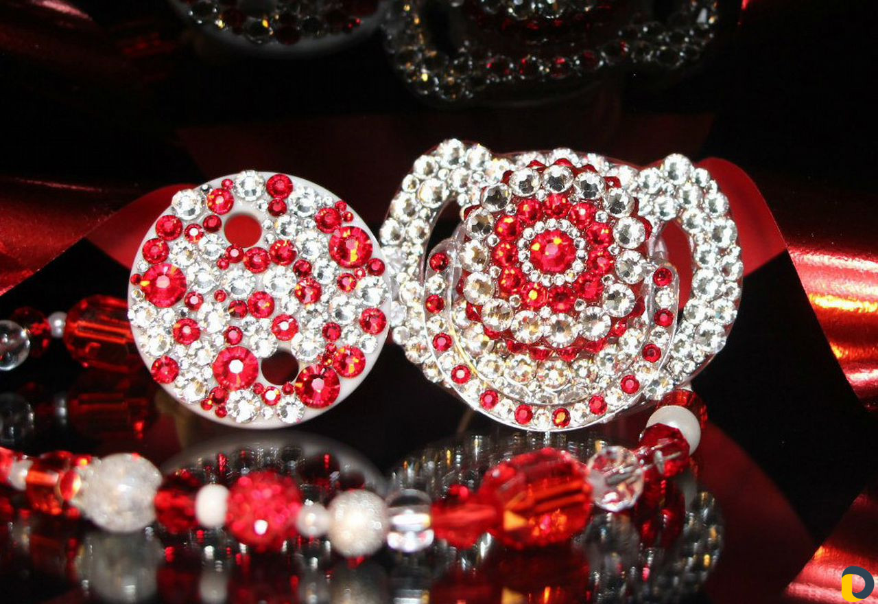 Соска пустышка Сваровски