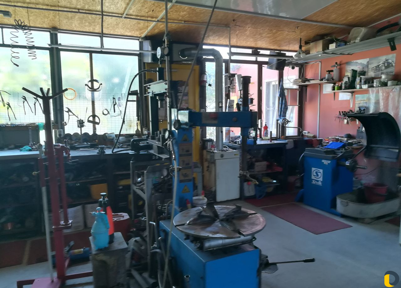 Сто самообслуживания 120 м²