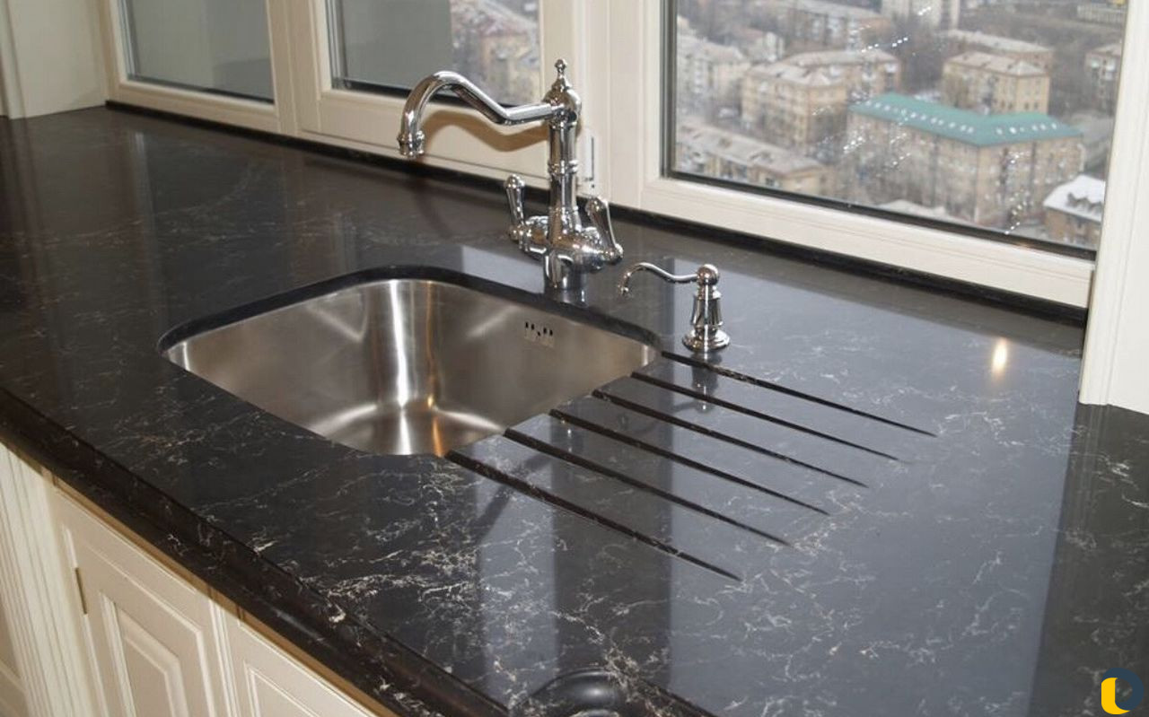 Столешницы из акрила,кварца и керамики laminam