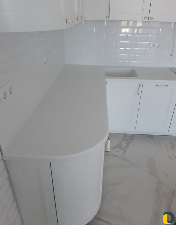 Столешницы из искусственного камня