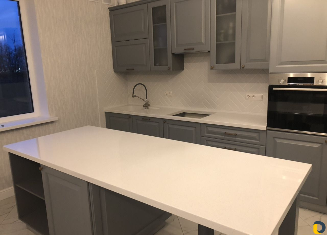 Столешницы кухонные из искуственного камня