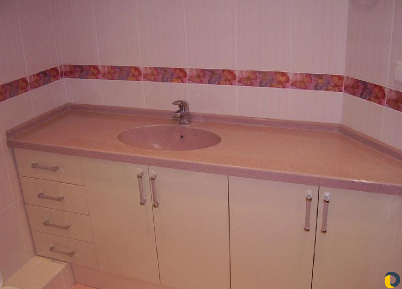 Столешницы кухонные из искуственного камня