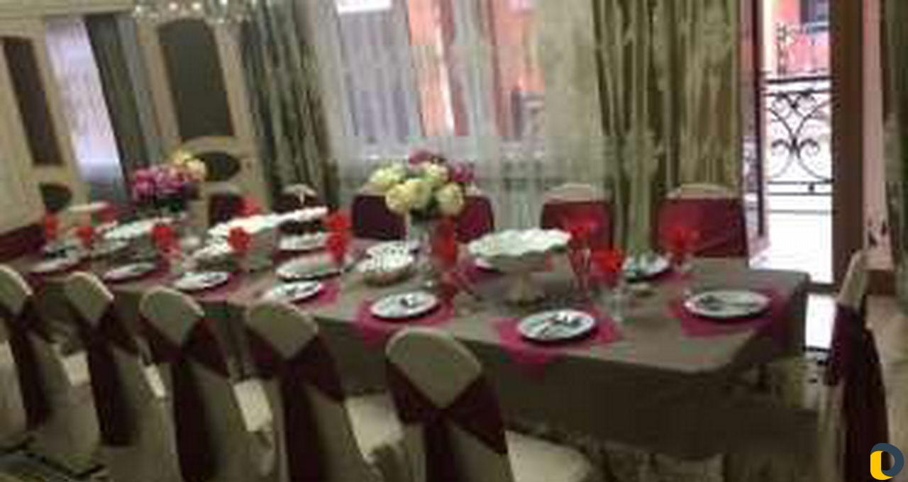 Столы и стулья на прокат