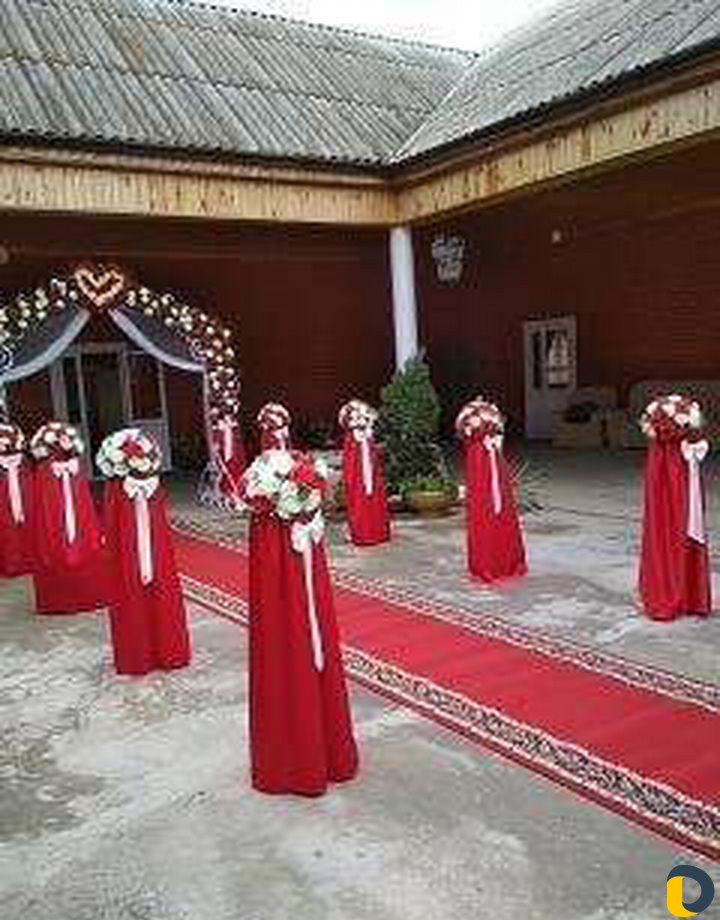 Столы и стулья на прокат