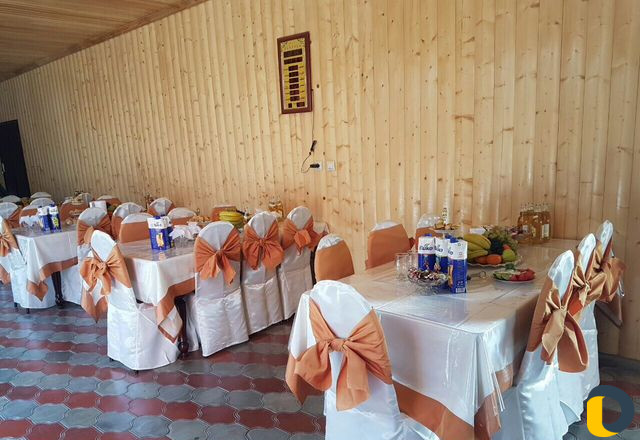 Столы,стулья и посуда на прокат