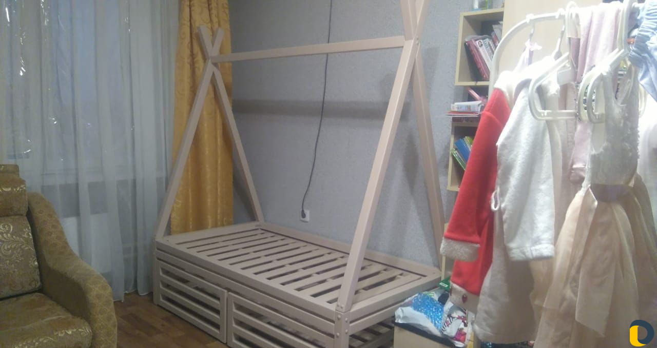 Столяр