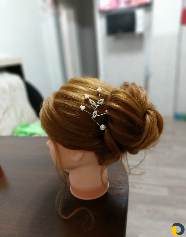Стрижки, окрашивание, причёски