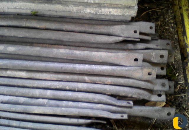 Строительные леса (телескопические стойки)