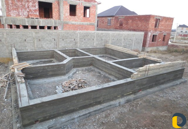 Строительство, бетонные работы