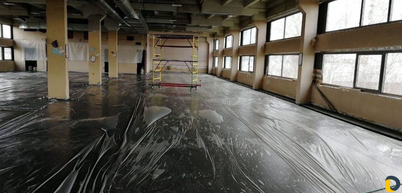 Стяжка пола механизированная