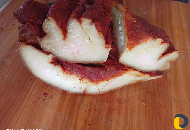 Сушёное мясо и колбаса