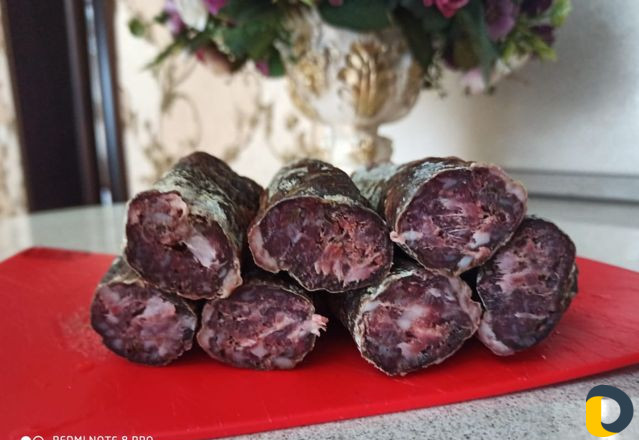 Сушёное мясо и колбаса