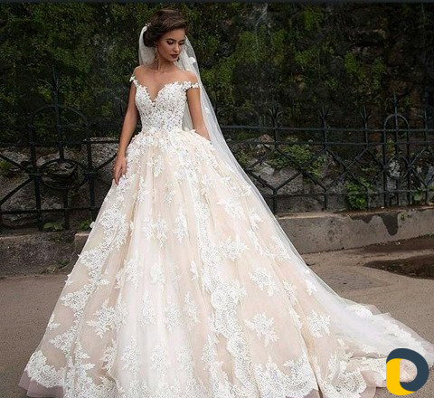 Свадебный фотограф девушка