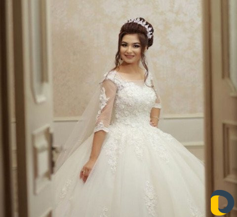 Свадебный фотограф девушка