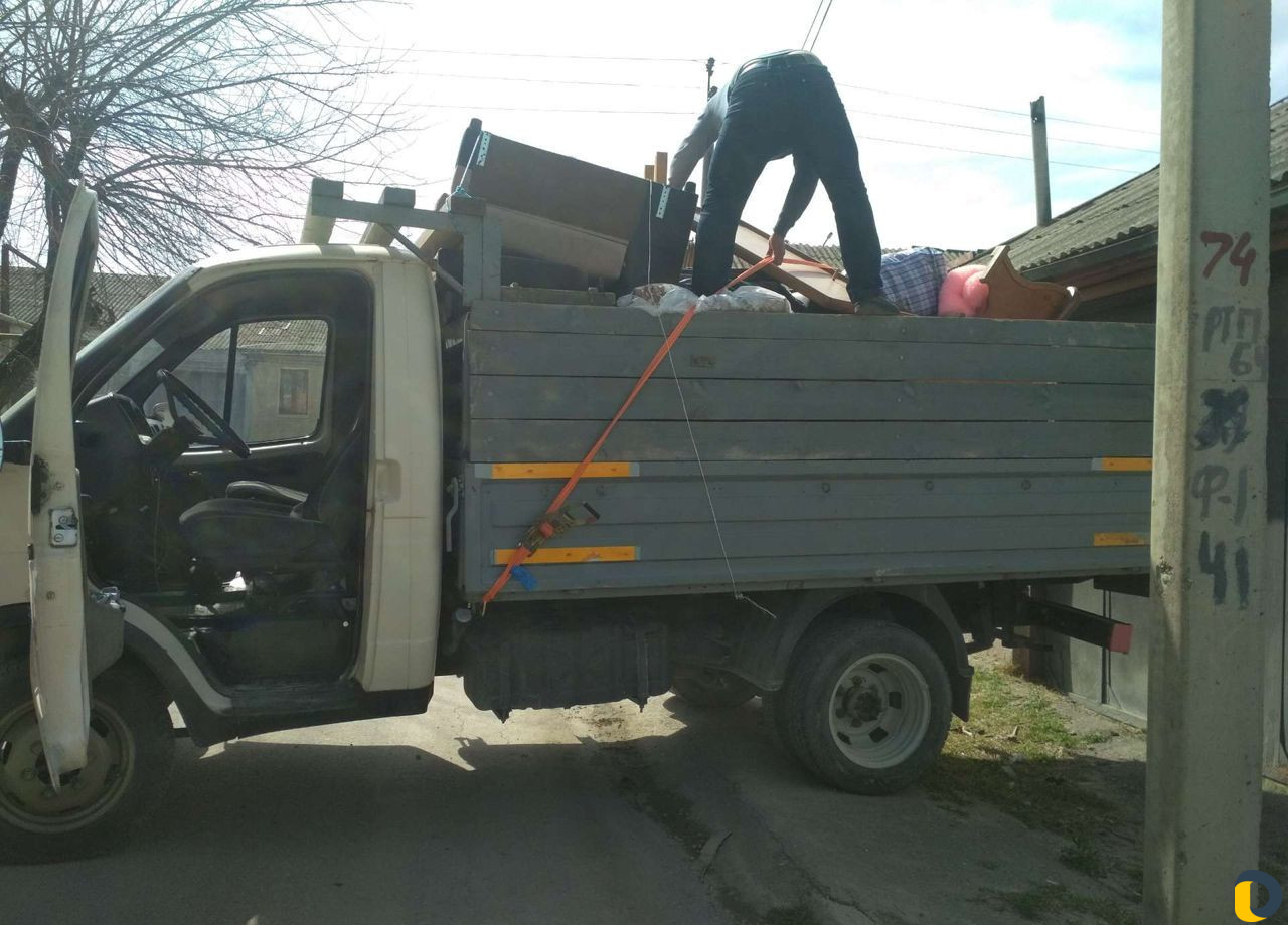 Такси фургон с верхним багажом