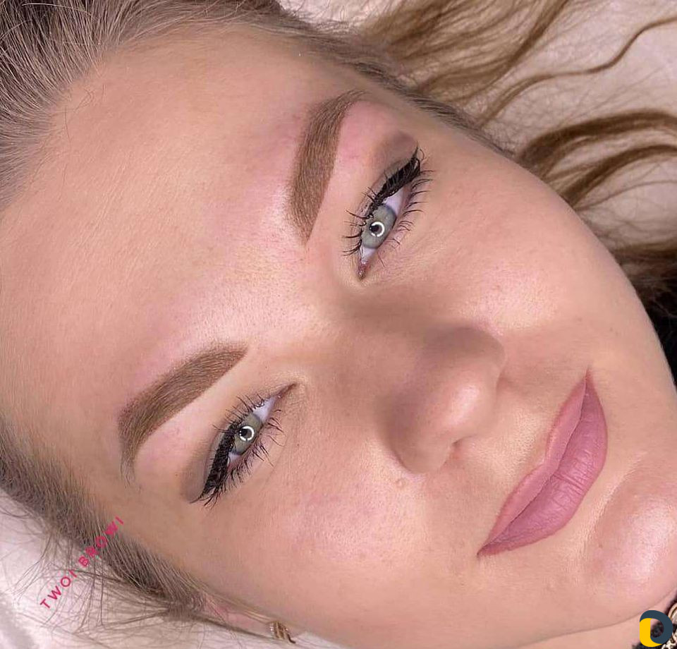 Татуаж бровей и губ, с отличным результатом