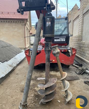 Телескопический погрузчик,бур