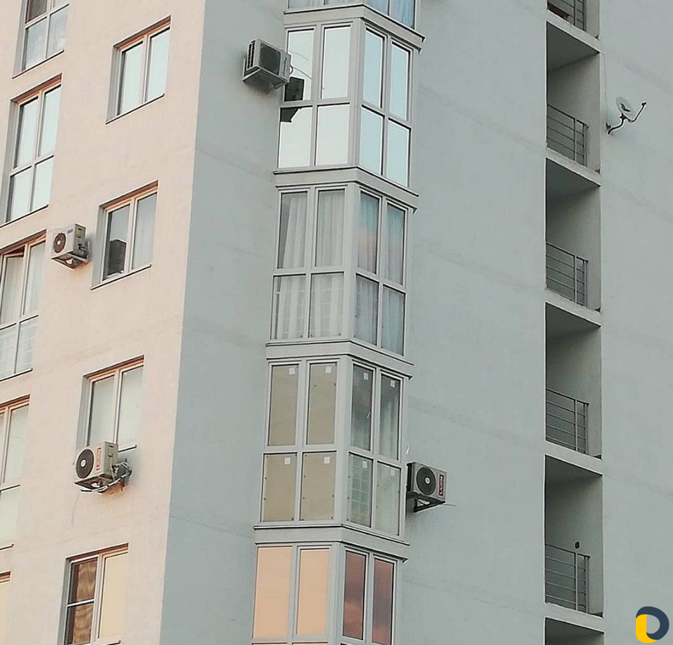 Тонировка окон,тонирование балкона,стекол,витрин