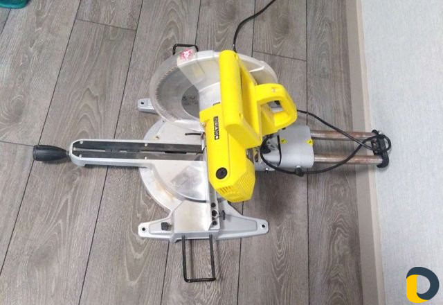 Торцовочная пила аренда