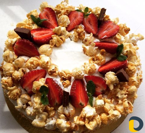 Торты, пирожные, зефир, эклеры