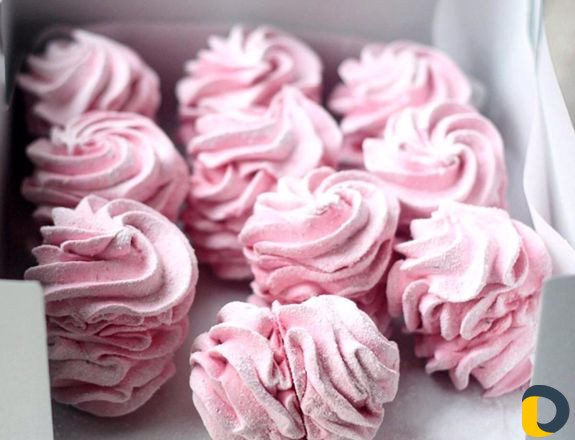 Торты, пирожные, зефир, эклеры